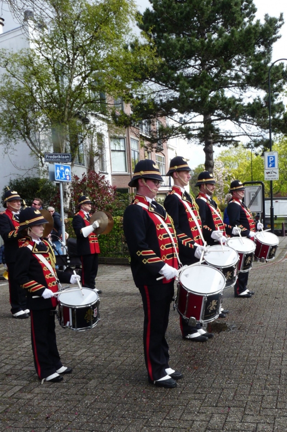 page-drumfanfare